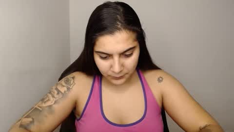 The queen of the biceps  online show from 01.13.25