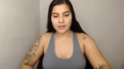 The queen of the biceps  online show from 01.16.25