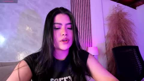 Luisa online show from 10.19.25