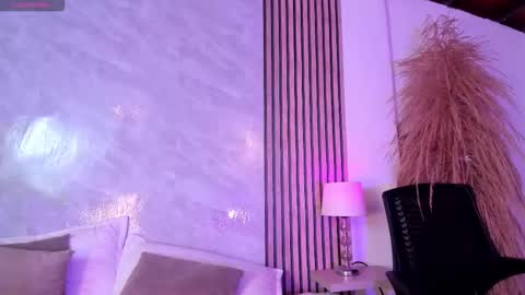 Luisa online show from 12.16.25