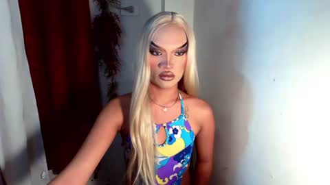 Snapshot of amanda_fuck69 chatting on 10.19.25 Amanda online show from 10.19.25