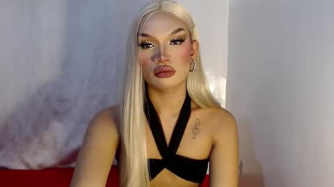 Snapshot of amanda_fuck69 chatting on 11.08.25 Amanda online show from 11.08.25