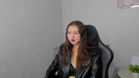 Snapshot of amanda_reedd chatting on 10.05.25 Amanda online show from 10.05.25