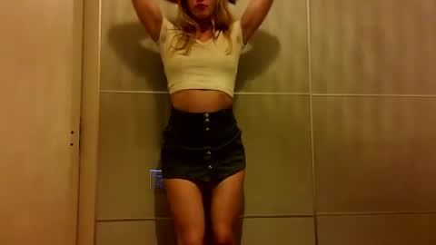 Snapshot of amanda_style chatting on 12.07.24 amanda_style online show from 12.07.24