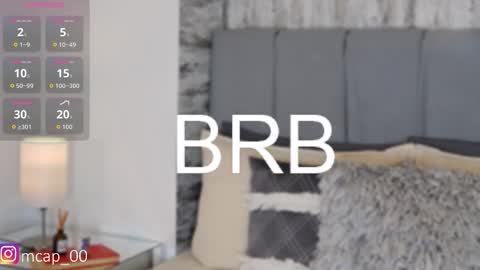 Snapshot of amanda_woods_ chatting on 11.12.25 Amanda online show from 11.12.25