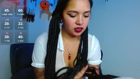 Snapshot of amanne_misa chatting on 10.11.25 Amanne Misa online show from 10.11.25