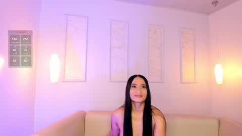 Snapshot of amara_lewiis chatting on 10.27.25 Amara Lewis online show from 10.27.25