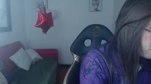 amara_sexy_ online show from 02.19.26