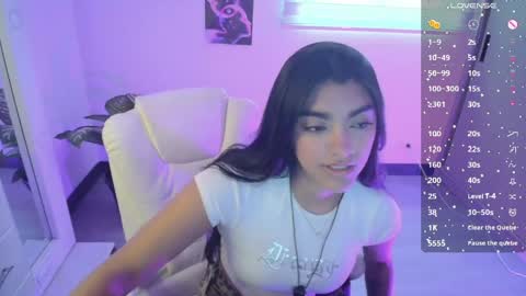 Snapshot of amara_silk chatting on 05.24.26 amara_silk online show from 05.24.26