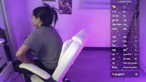 Snapshot of amara_silk chatting on 06.06.26 amara_silk online show from 06.06.26