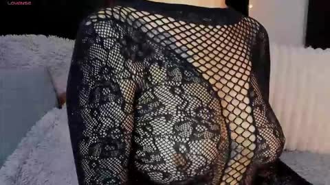 Snapshot of amara_vause chatting on 10.18.25 - A M A R A - online show from 10.18.25