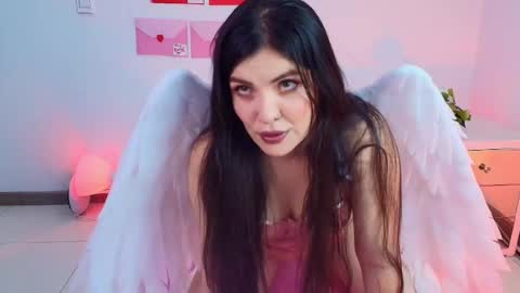 Amara Vega  online show from 02.15.25