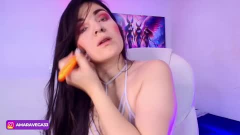 Amara Vega  online show from 03.04.25