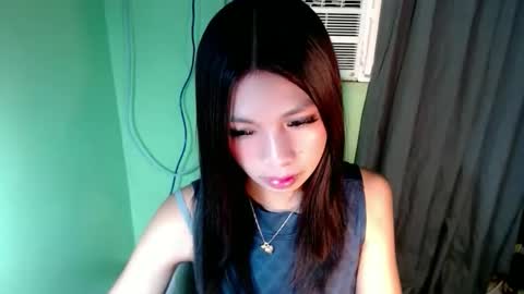 Snapshot of amarabellax chatting on 10.13.25 BELLA online show from 10.13.25