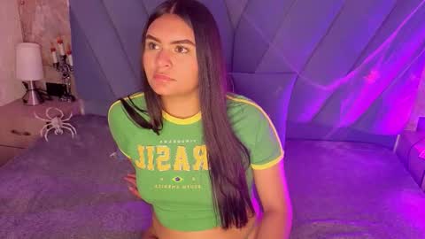 amarahanks_ online show from 10.28.25