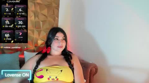 Snapshot of amarantha_naughty chatting on 10.31.25 Amarantha online show from 10.31.25