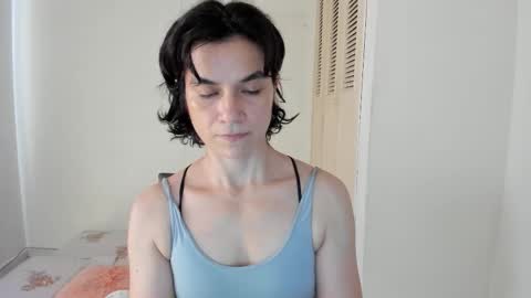 Amarantha online show from 12.15.25