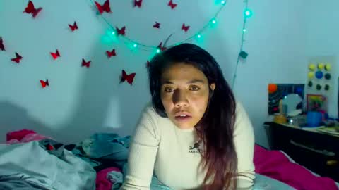 Amara Julia online show from 01.09.25