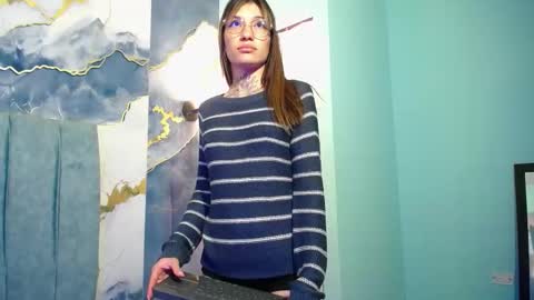 Amare Sole online show from 10.13.25