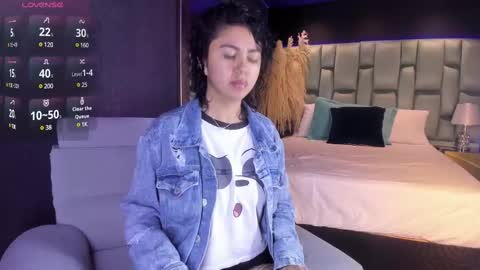 Emily online show from 03.09.25