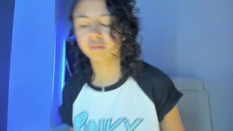 Snapshot of amarettho chatting on 10.03.25 Emily online show from 10.03.25