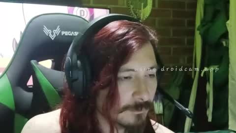 Snapshot of amaru_bf_experience chatting on 11.07.25 Amaru online show from 11.07.25