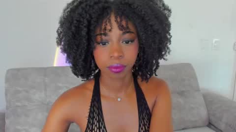 Snapshot of amatiistur chatting on 02.16.25 Tammy online show from 02.16.25