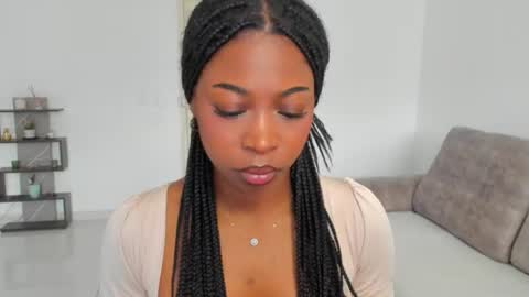 Snapshot of amatiistur chatting on 07.18.26 Tammy online show from 07.18.26