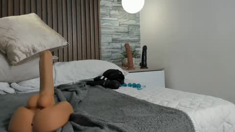 Snapshot of amatista__smith chatting on 01.15.25 AMATISTA online show from 01.15.25