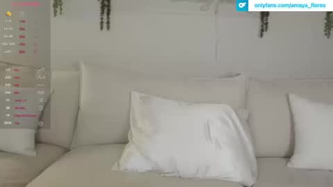 amaya_floress online show from 10.18.25