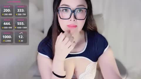 yooo online show from 11.12.25