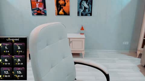 Snapshot of amazing_alina chatting on 02.03.25 Alina online show from 02.03.25