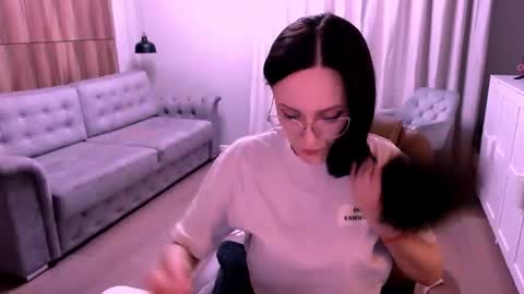 Izza online show from 04.08.26