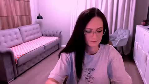 Izza online show from 04.27.26