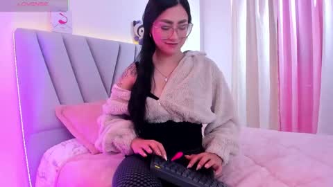 Sara  online show from 11.12.25