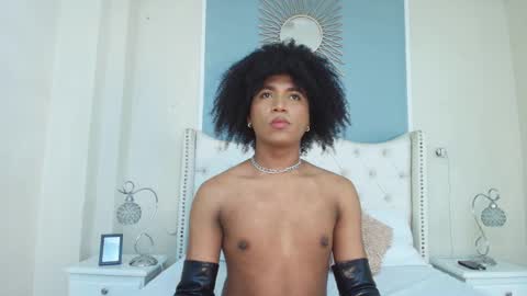 Ambar Colling online show from 03.08.25