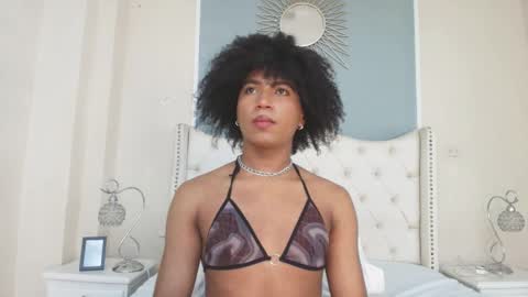 Ambar Colling online show from 03.10.25