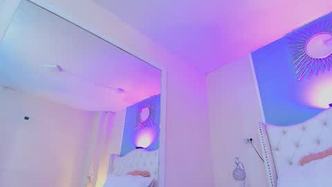 Ambar Colling online show from 10.22.25