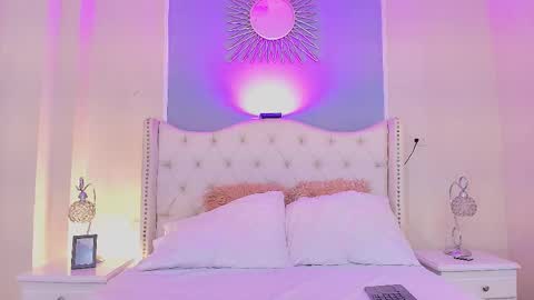 Ambar Colling online show from 10.29.25