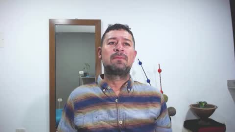 Snapshot of ambar_jacksonn chatting on 10.03.25 Ambar Jackson online show from 10.03.25