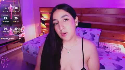 Snapshot of ambar_lover chatting on 11.08.25 Ambar online show from 11.08.25