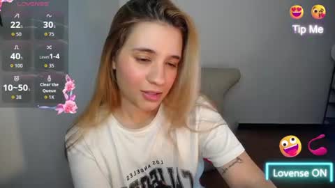 Snapshot of ambar_lynn chatting on 06.21.26 mbar online show from 06.21.26