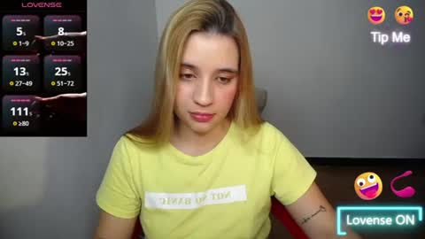 Snapshot of ambar_lynn chatting on 07.08.26 mbar online show from 07.08.26