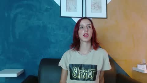 Snapshot of ambar_roux1 chatting on 01.29.25 ambar_roux1 online show from 01.29.25