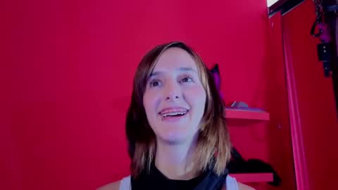 Snapshot of ambar_roux1 chatting on 10.20.25 ambar_roux1 online show from 10.20.25