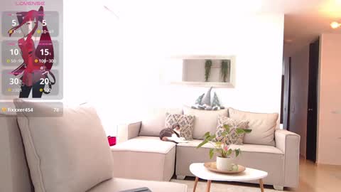 Snapshot of ambarhill chatting on 12.30.24 Ambar online show from 12.30.24