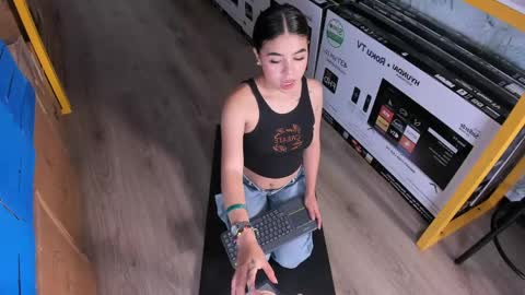 Snapshot of ambarina_ chatting on 05.07.26 Ambarina online show from 05.07.26