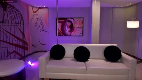 Ambar  online show from 10.14.25