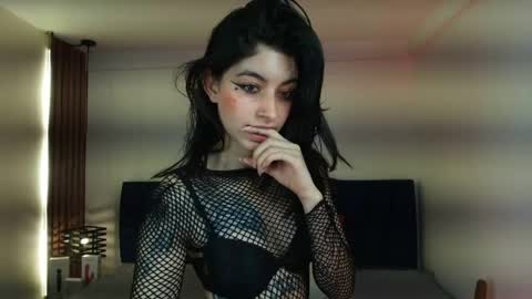 Snapshot of ambarlee_ chatting on 06.06.26 AMBAR LEE online show from 06.06.26