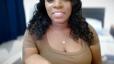 Snapshot of ambarose88 chatting on 09.27.25 Amoya online show from 09.27.25